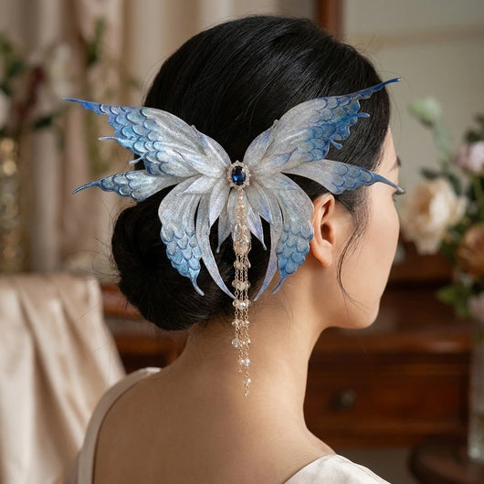LACIAGA バタフライヘアクリップ メインビジュアル