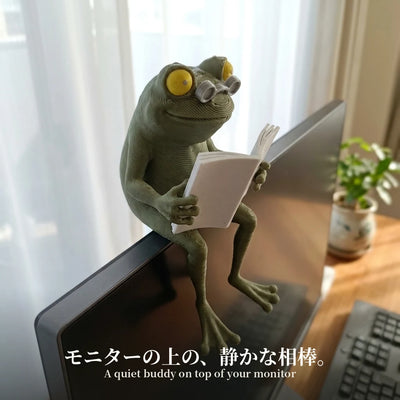 モニターの上に
