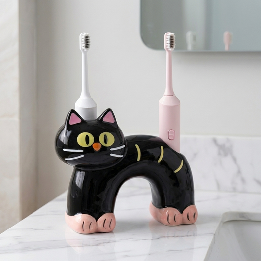 ブラックねこの歯ブラシスタンド（頭とおしりに電動歯ブラシ）