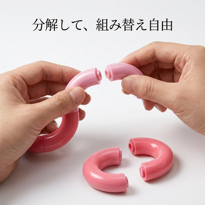 ねじねじフィジェットの関節を分解して組み替える様子
